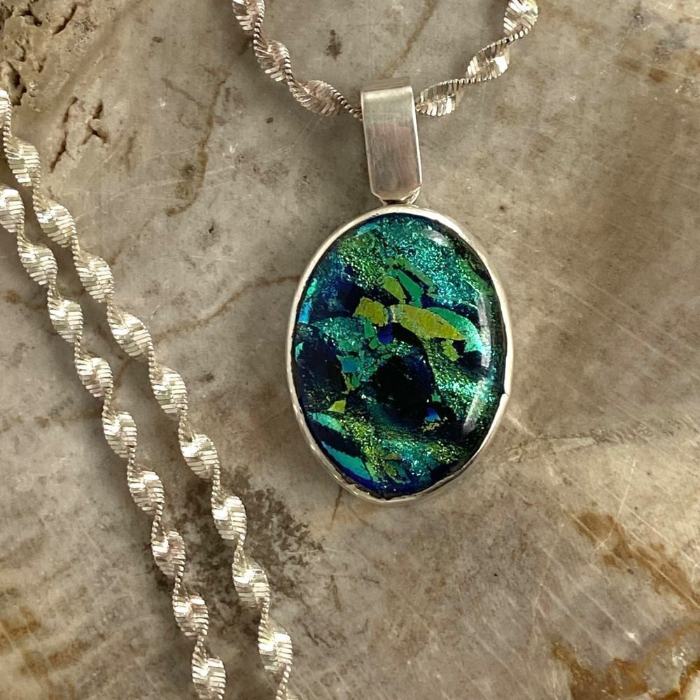 Sterling Silver 925 Large Oval Blue Green Dichroic Glass Pendant Necklace 18"